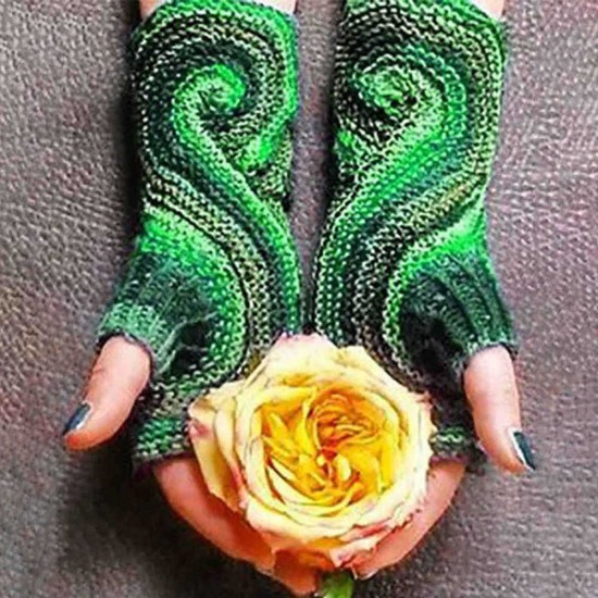 Casual Paisley Glove