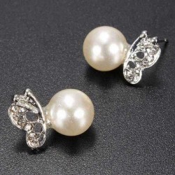 Lovely Silver Pearl Butterfly Ear Stud Earrings For Women