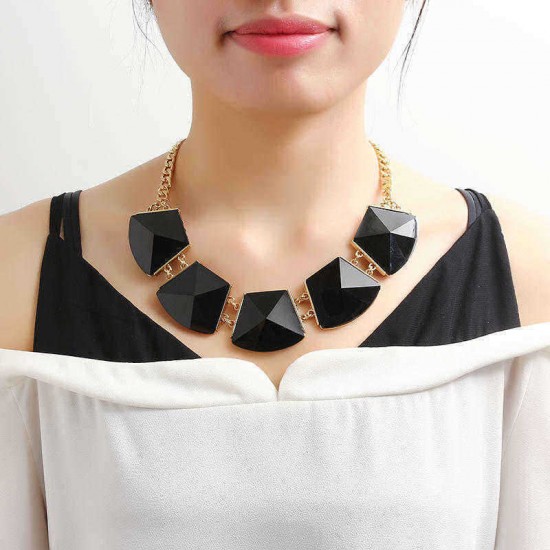 Punk Exaggerate Short Necklace Geometric Resin Pandent Choker Clothing Accessories for Women