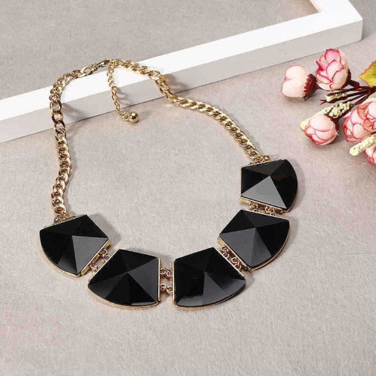 Punk Exaggerate Short Necklace Geometric Resin Pandent Choker Clothing Accessories for Women