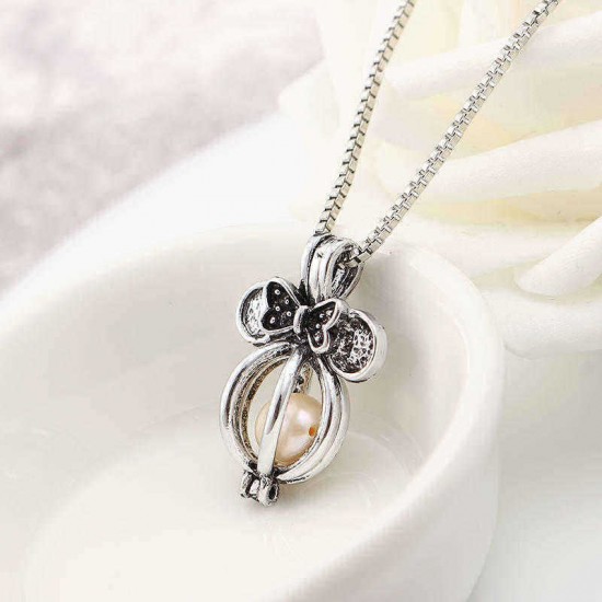 Retro Pearl Necklace Cute Bowknot Butterfly Charm Openable Hollow Ball Pendant Chain Women Jewelry