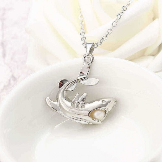 Retro Pearl Necklace Exquisite Cool High Polished Shark Pendant Chain Jewelry for Men Women Gift