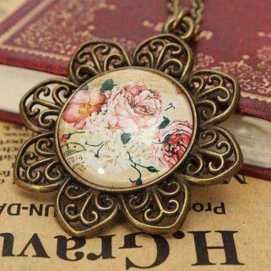 Retro Reindeer Butterfly Glass Cabochon Pendant Necklace Multi Pattern