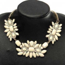 Rhinestone Resin Flower Choker Pendant Statement Necklace For Women