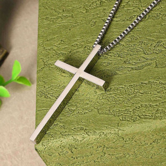 Simple Style Stainless Steel Cross Pendants Necklace For Women Delicate Necklaces