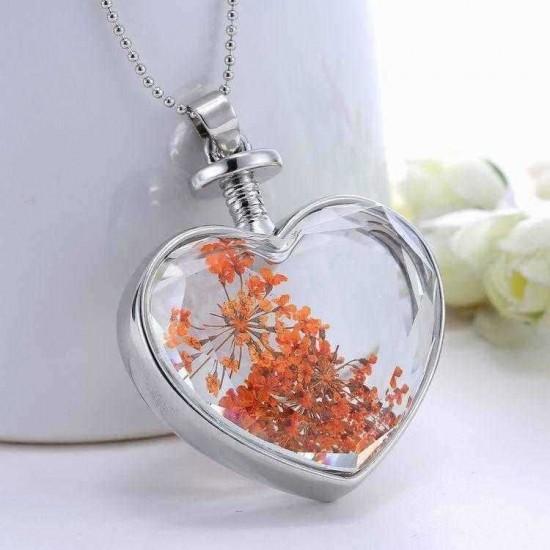 Sweet Natural Dried Flower Inside Necklace Crystal Heart Pendant for Women Best Gift