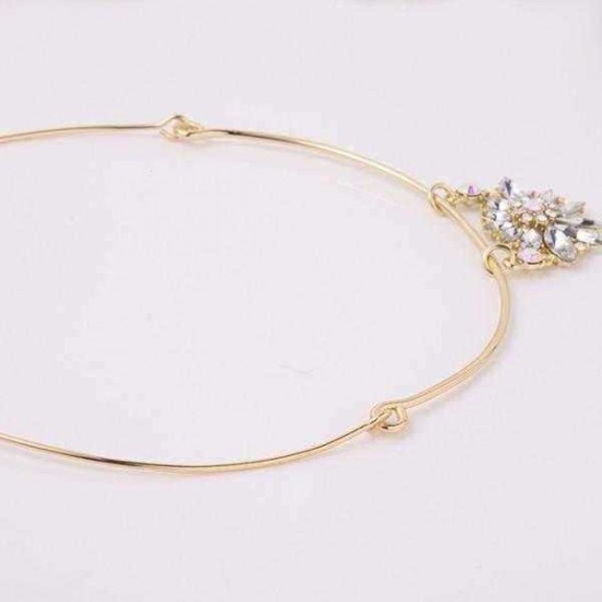 Trendy Balancing Style Dangle Crystal Flower Delicate Pandent Rhinestone Gold Necklace for Women