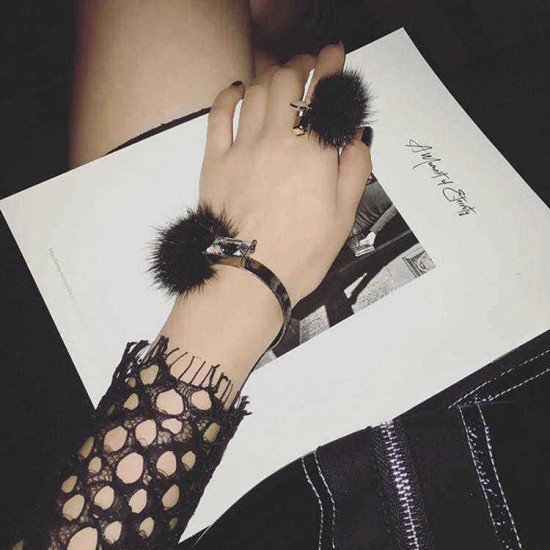 Trendy Fuzzy Ball Rhinestone Elastic Bracelets Finger Rings