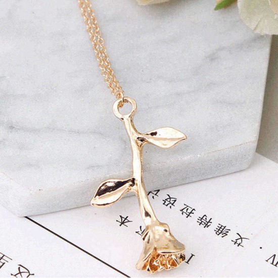 Trendy Three-color Rose Flower Pendant Necklace Valentine's Day Gift Ladies Jewelry