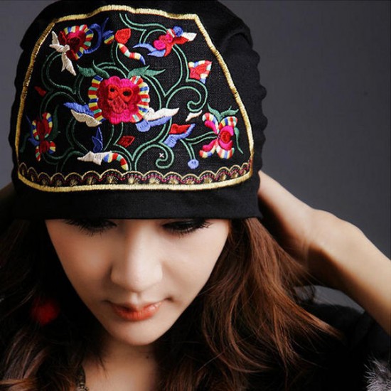 Women Vintage Beanie Caps Ethnic Embroidery Flowers Slouch Skullcap Cotton Breathable Hat