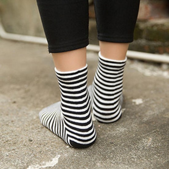 Women Winter Warm Cotton Striped Tube Socks Outdoor Deodorization Durable Ankle Sock