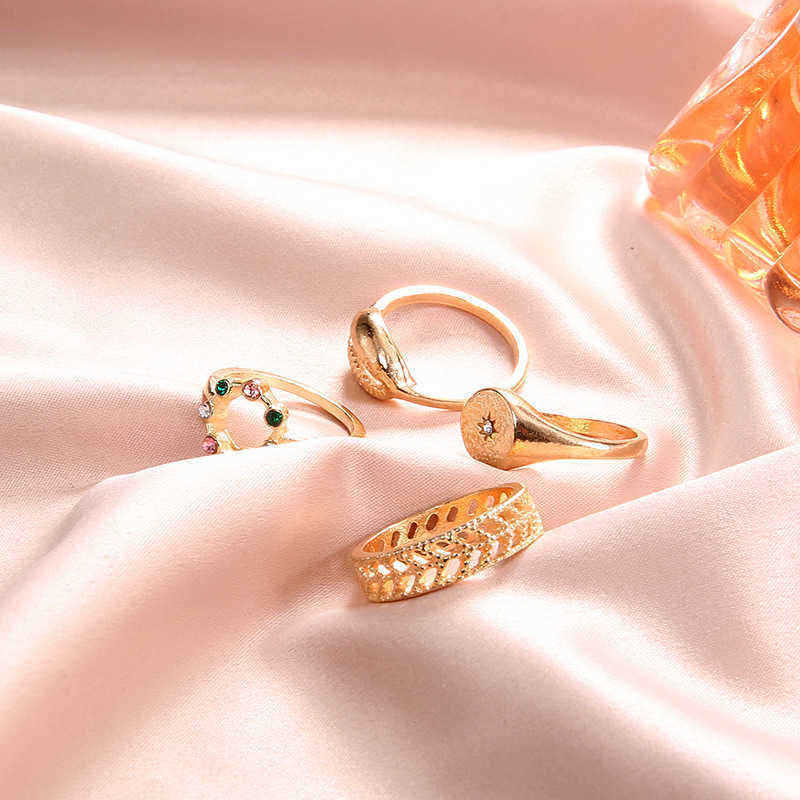 4-Pcs--Fashion-Hollow-Carved-Shell-Ring-Diamond-Ring-1469721