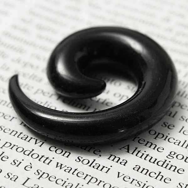 Black-White-Acrylic-Carved-Spiral-Snail-Tapered-Ear-Plug-Ear-Expander-959106