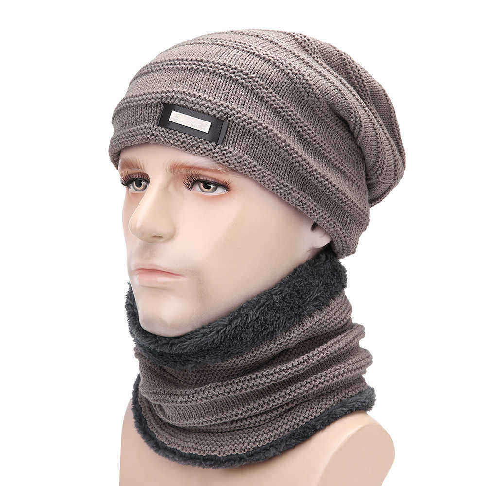 Men-Plus-Velvet-Knit-Hat-Scarf-Set-Vintage-Winter-Thicken-Earmuffs-Beanie-Hat-With-Neck-Cover-1350436