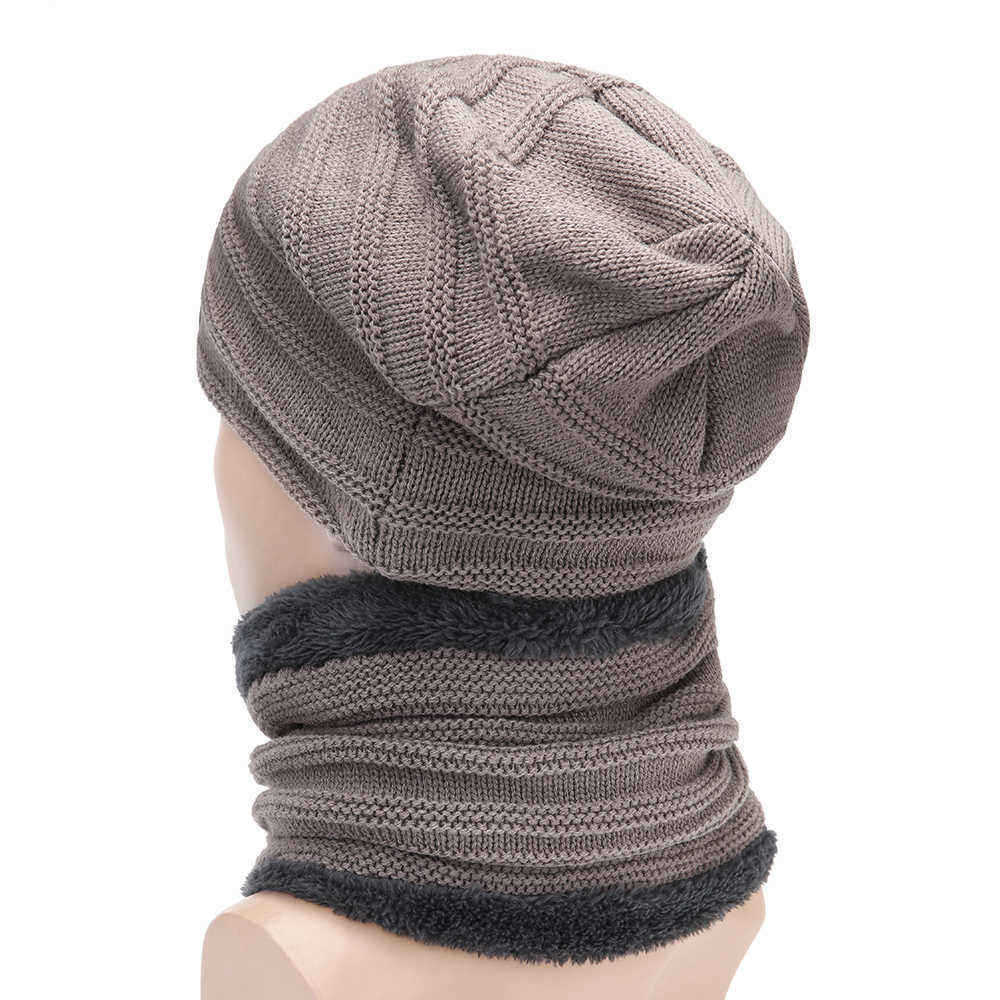 Men-Plus-Velvet-Knit-Hat-Scarf-Set-Vintage-Winter-Thicken-Earmuffs-Beanie-Hat-With-Neck-Cover-1350436