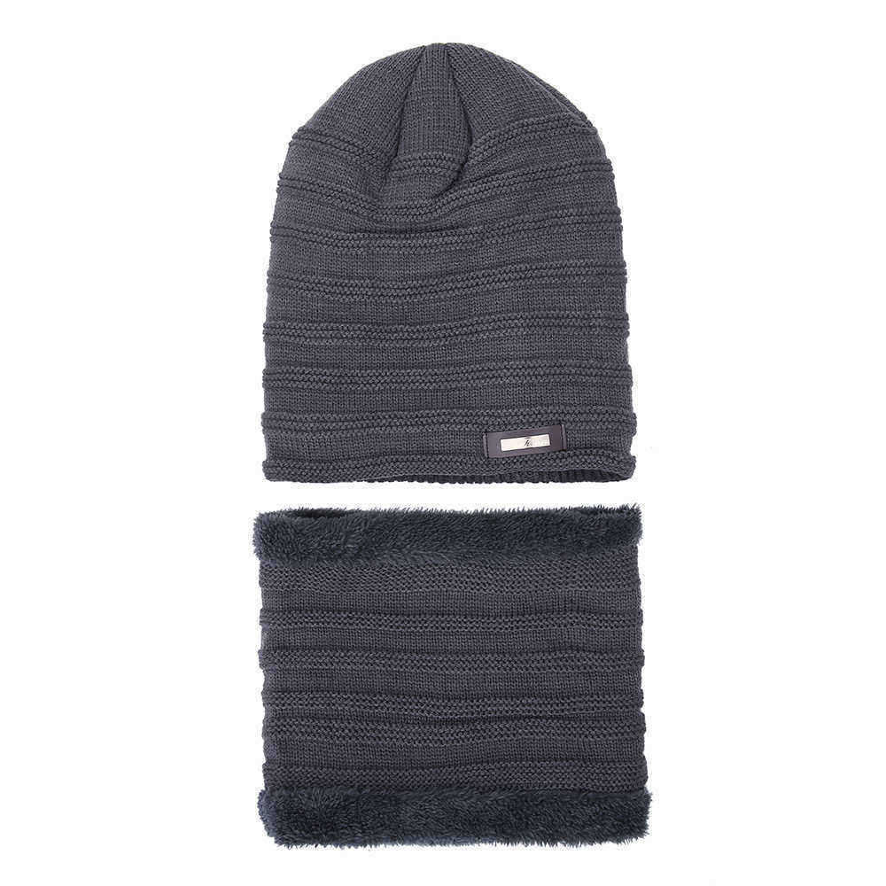 Men-Plus-Velvet-Knit-Hat-Scarf-Set-Vintage-Winter-Thicken-Earmuffs-Beanie-Hat-With-Neck-Cover-1350436