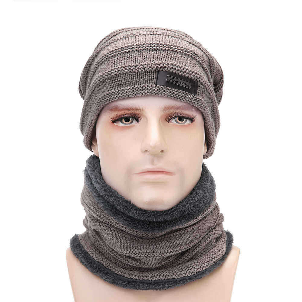 Men-Plus-Velvet-Knit-Hat-Scarf-Set-Vintage-Winter-Thicken-Earmuffs-Beanie-Hat-With-Neck-Cover-1350436