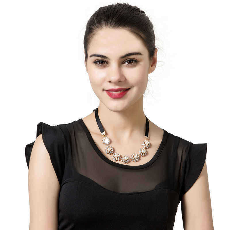 Pearl-Rhinestone-Flower-Pendant-Black-Lace-Long-Necklace-Elegant-for-Women-Clothing-Accessories-1150274