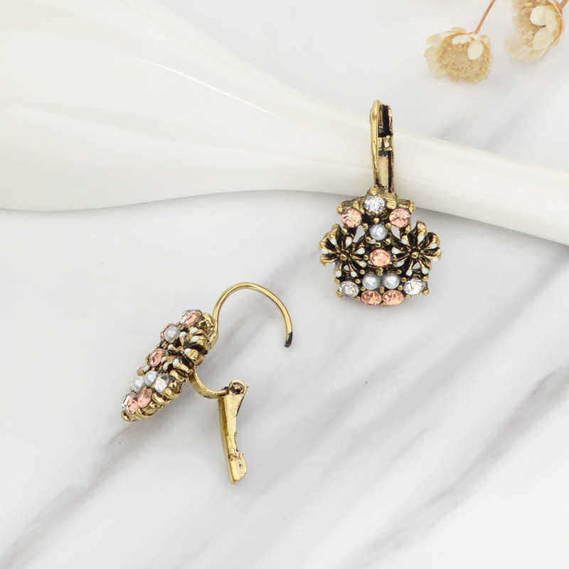 Retro-Rhinestone-Flower-Earrings-Diamond-Pearl-Ear-Drop-Earring-For-Women-1464103