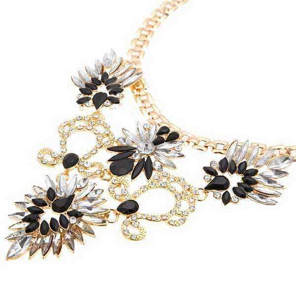 Rhinestone-Crystal-Acrylic-Flower-Leaf-Pendant-Choker-Necklace-953116