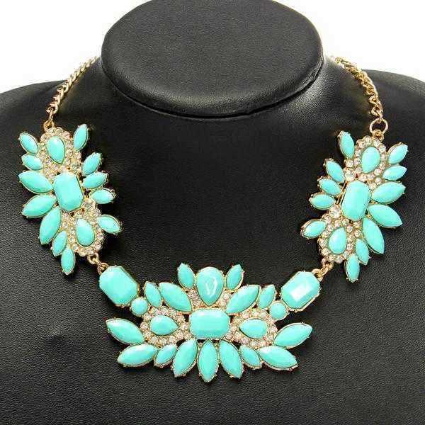 Rhinestone-Resin-Flower-Choker-Pendant-Statement-Necklace-For-Women-969863