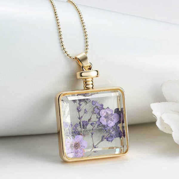 Square-Glass-Bottle-Real-Dry-Flower-Pendant-Necklace-For-Women-993166