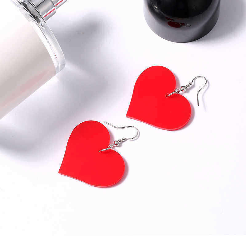 Sweet-Women-Earrings-Black-White-Red-Heart-Acrylic-Pendant-Earrings-Gift-for-Her-1171438