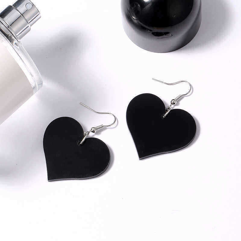 Sweet-Women-Earrings-Black-White-Red-Heart-Acrylic-Pendant-Earrings-Gift-for-Her-1171438