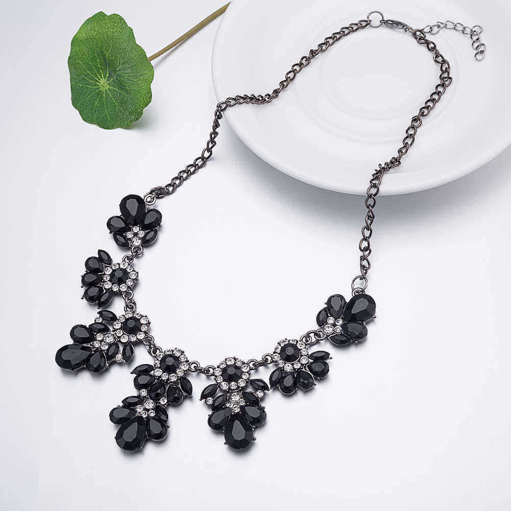 Trendy-Elegant-Black-Collar-Necklace-Resin-Flower-Crystal-Stylish-Women-Jewelry-1142181