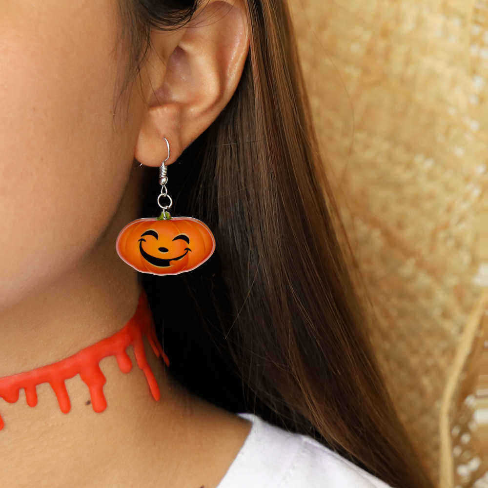 Trendy-Pumpkin-Smile-Pendant-Earrings-Funny-3D-Stereoscopic-Halloween-Resin-Cartoon-Earring-1575332