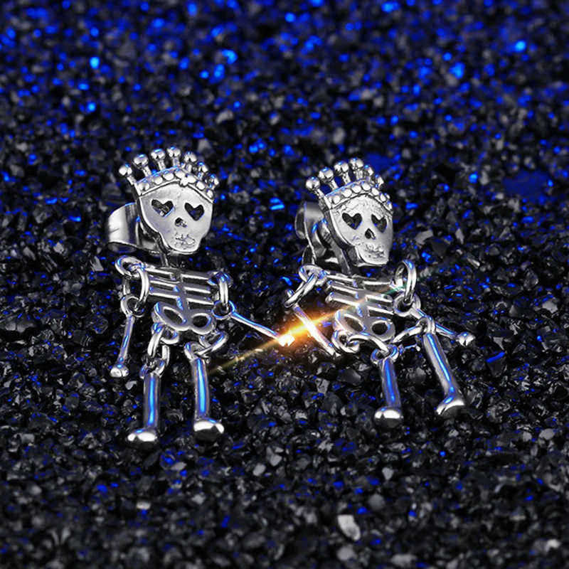 Unisex-Retro-Stainless-Steel-Ear-Stud-Skull-Creative-Earring-Gift-for-Men-Women-1243579