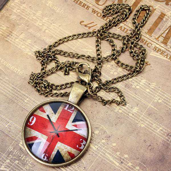 Vintage-Bronze-Glass-Cabochon-US-UK-Flag-Watch-Pendant-Necklace-979347