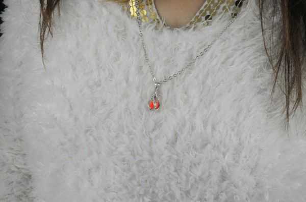 Vintage-Hollow-Luminous-Bead-Pendant-Silver-Plated-Chain-Necklace-971605