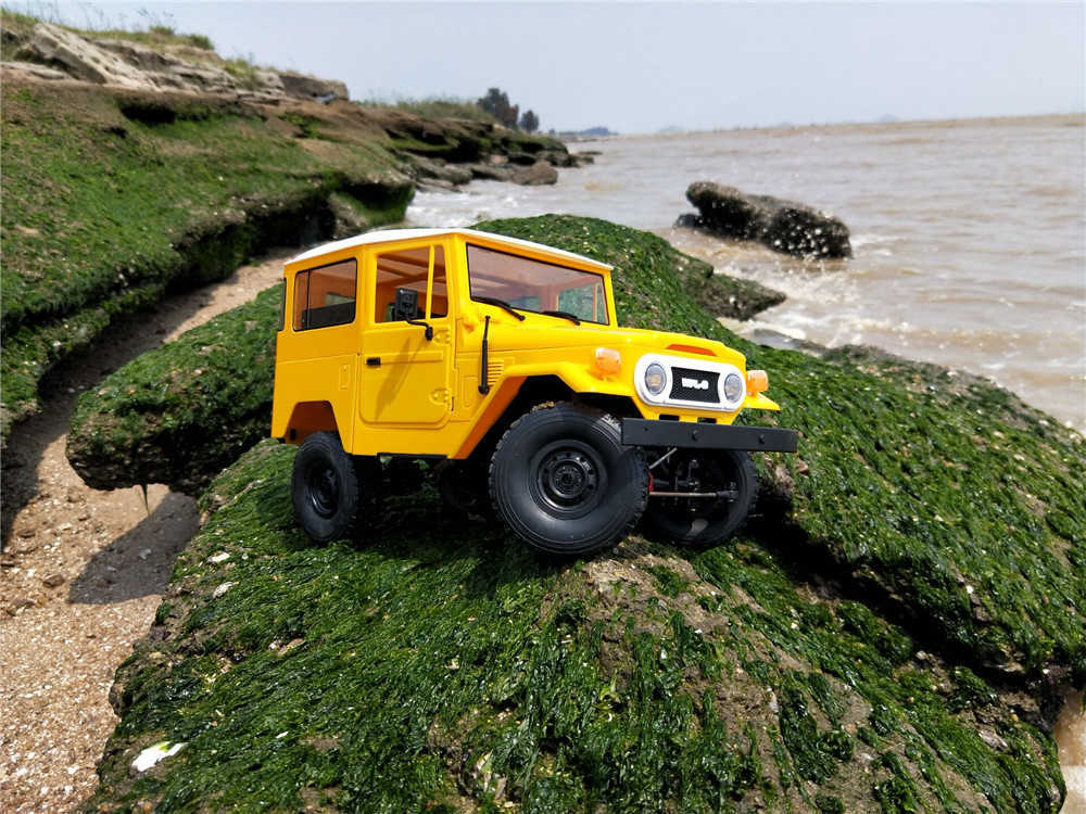 WPL-C34-116-RTR-4WD-24G-Buggy-Crawler-Off-Road-RC-Car-2CH-Vehicle-Models-With-Head-Light-Plastic-1480541