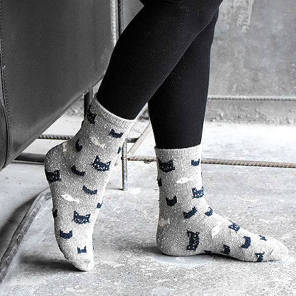 Women-Winter-Warm-Cotton-Cartoon-Multi-color-Soft-Middle-Tube-Socks-1244819